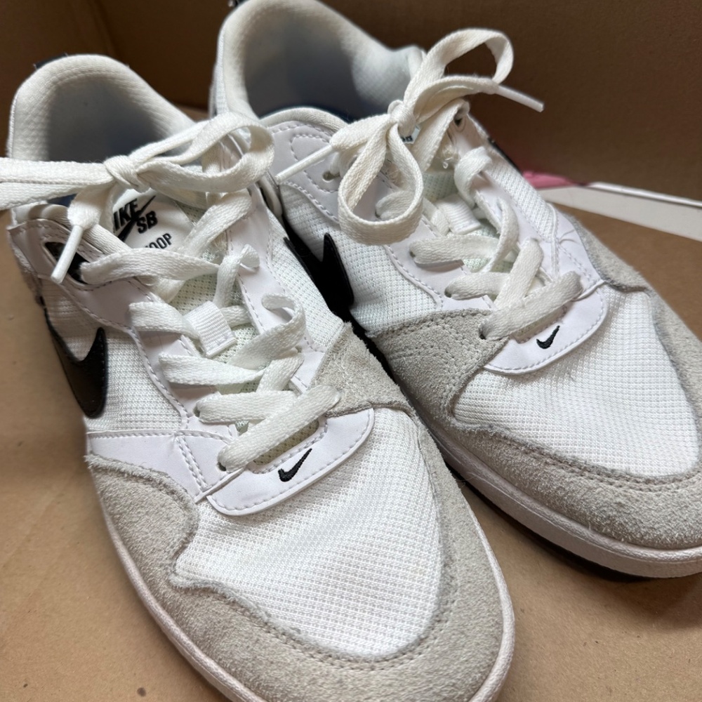 Nike SB Alleyoop Womens Size 8 White Black Skateboarding Shoes CJ0882-100 New